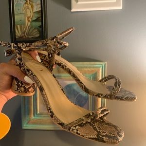 RAID Elisa mid heeled sandals in natural snake